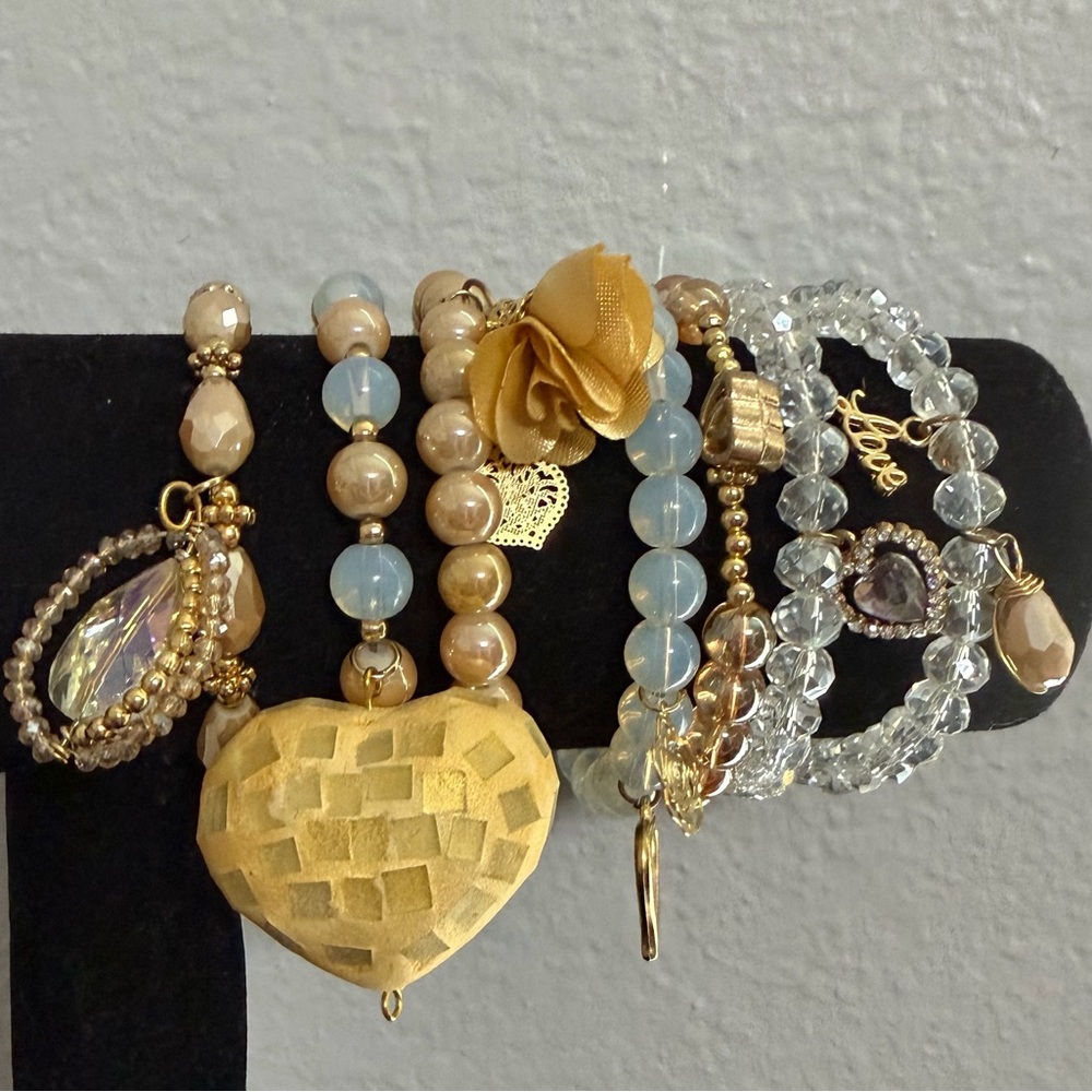 Elegant Gold and Crystal Bracelet Set New